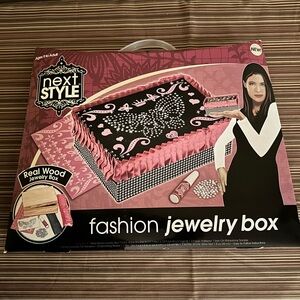 Pink and Black Fashion Jewelry Box